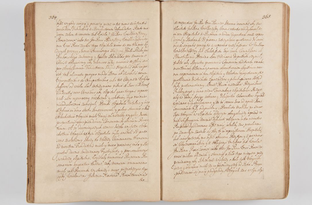 Zdjęcie nr 210 dla obiektu archiwalnego: Acta visitationis ecclesiarum parachialium tum capellarum - oratorium, hospitalium, confraternitatum ac aliorum piorum locorum intra et extra civitatem Cracoviensem consistentium, vigore litterarum specialis commissionis Cel. Principis et. R.D. Andrea Stanislai Kostka in Załuskie Załuski episcopi Cracoviensis ducis Severiensis, per Hyacinthum Łopacki canonicum et archipraesbyterum Cracoviensem, canonicum et archipraesbyterum Cracoviensem, canonicum Sandomieriensem, visitatorem a.D. 1748 et sequentii conscripta