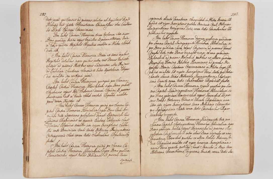 Zdjęcie nr 173 dla obiektu archiwalnego: Acta visitationis ecclesiarum parachialium tum capellarum - oratorium, hospitalium, confraternitatum ac aliorum piorum locorum intra et extra civitatem Cracoviensem consistentium, vigore litterarum specialis commissionis Cel. Principis et. R.D. Andrea Stanislai Kostka in Załuskie Załuski episcopi Cracoviensis ducis Severiensis, per Hyacinthum Łopacki canonicum et archipraesbyterum Cracoviensem, canonicum et archipraesbyterum Cracoviensem, canonicum Sandomieriensem, visitatorem a.D. 1748 et sequentii conscripta