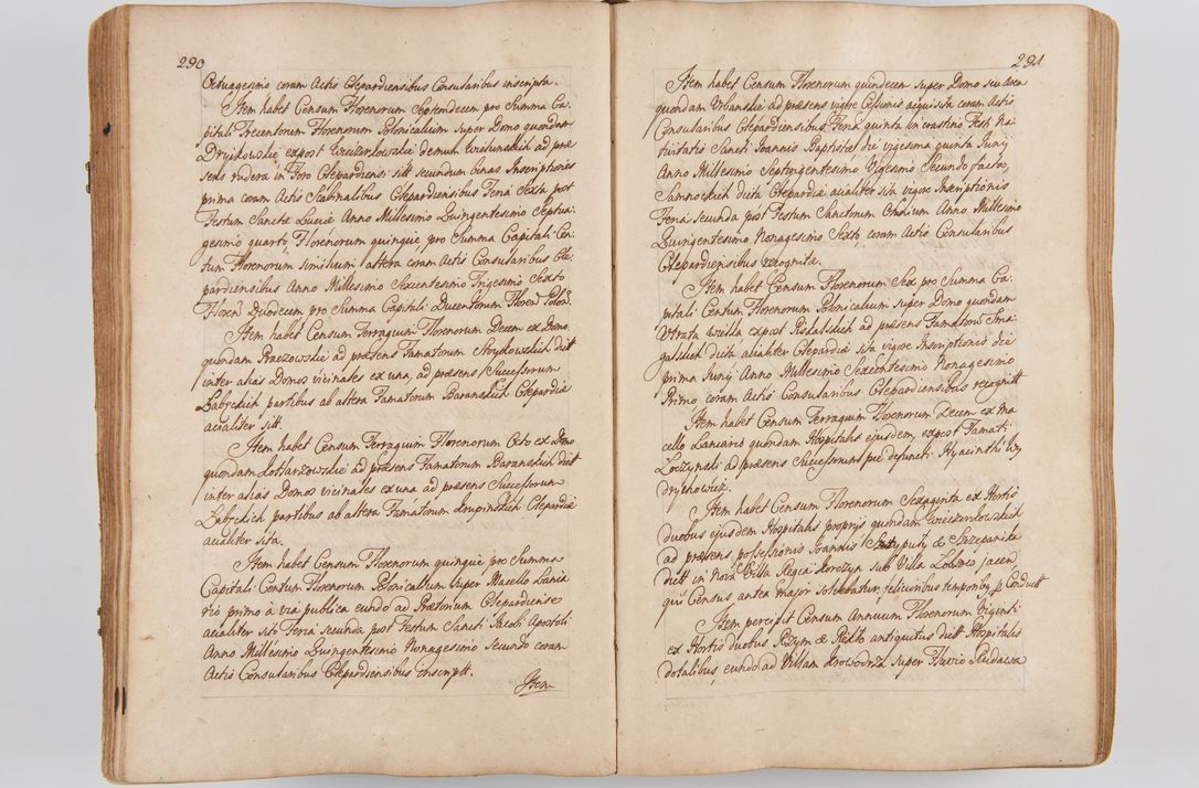 Zdjęcie nr 172 dla obiektu archiwalnego: Acta visitationis ecclesiarum parachialium tum capellarum - oratorium, hospitalium, confraternitatum ac aliorum piorum locorum intra et extra civitatem Cracoviensem consistentium, vigore litterarum specialis commissionis Cel. Principis et. R.D. Andrea Stanislai Kostka in Załuskie Załuski episcopi Cracoviensis ducis Severiensis, per Hyacinthum Łopacki canonicum et archipraesbyterum Cracoviensem, canonicum et archipraesbyterum Cracoviensem, canonicum Sandomieriensem, visitatorem a.D. 1748 et sequentii conscripta