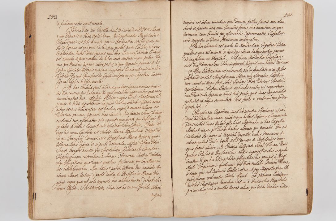 Zdjęcie nr 167 dla obiektu archiwalnego: Acta visitationis ecclesiarum parachialium tum capellarum - oratorium, hospitalium, confraternitatum ac aliorum piorum locorum intra et extra civitatem Cracoviensem consistentium, vigore litterarum specialis commissionis Cel. Principis et. R.D. Andrea Stanislai Kostka in Załuskie Załuski episcopi Cracoviensis ducis Severiensis, per Hyacinthum Łopacki canonicum et archipraesbyterum Cracoviensem, canonicum et archipraesbyterum Cracoviensem, canonicum Sandomieriensem, visitatorem a.D. 1748 et sequentii conscripta