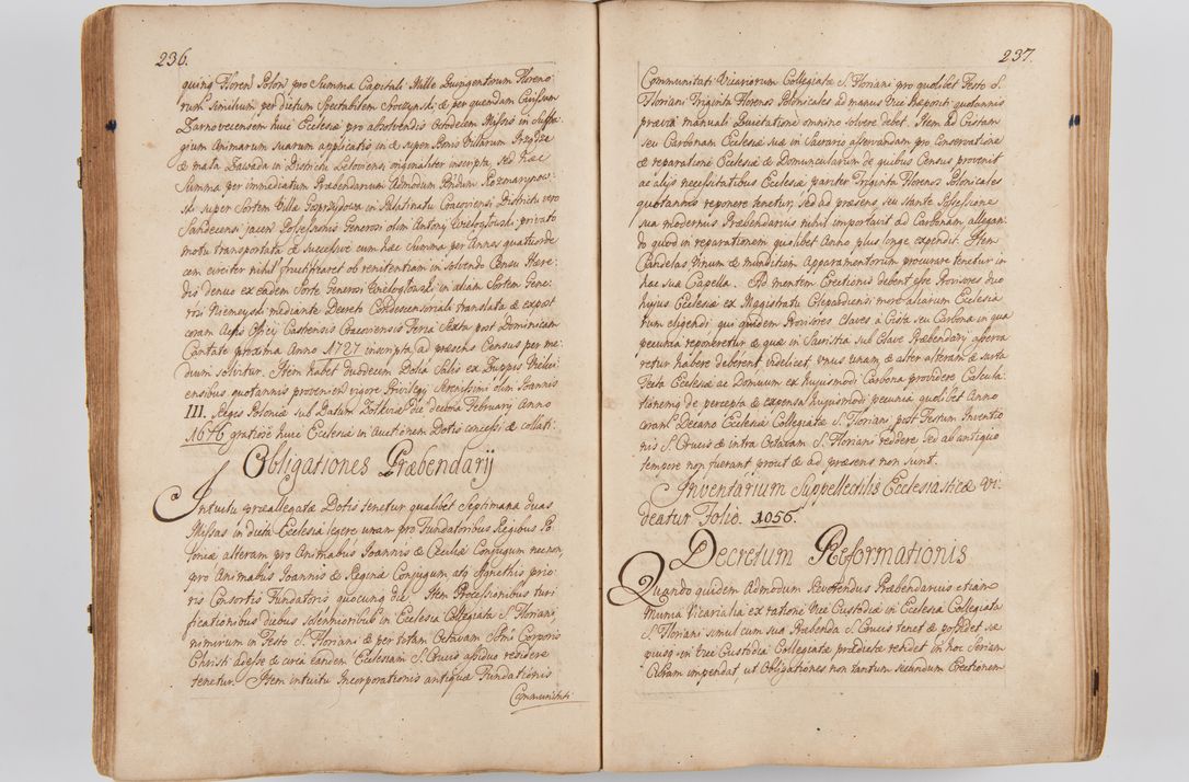 Zdjęcie nr 143 dla obiektu archiwalnego: Acta visitationis ecclesiarum parachialium tum capellarum - oratorium, hospitalium, confraternitatum ac aliorum piorum locorum intra et extra civitatem Cracoviensem consistentium, vigore litterarum specialis commissionis Cel. Principis et. R.D. Andrea Stanislai Kostka in Załuskie Załuski episcopi Cracoviensis ducis Severiensis, per Hyacinthum Łopacki canonicum et archipraesbyterum Cracoviensem, canonicum et archipraesbyterum Cracoviensem, canonicum Sandomieriensem, visitatorem a.D. 1748 et sequentii conscripta