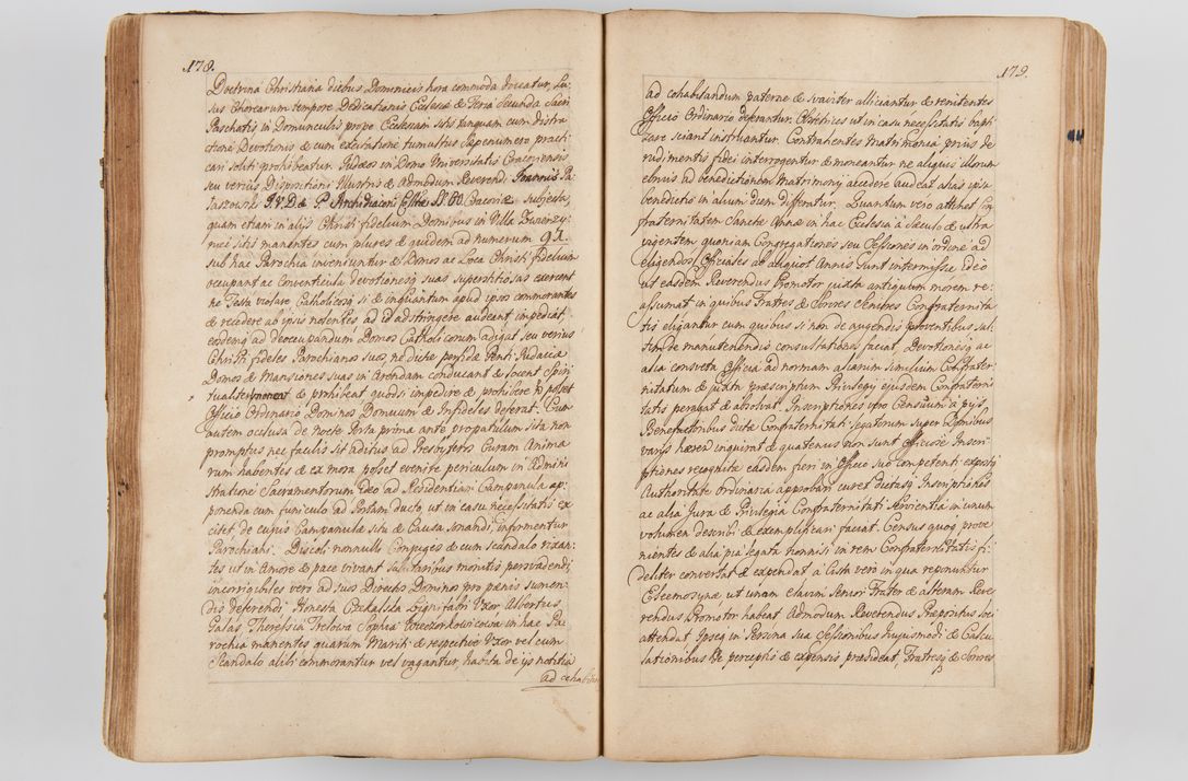 Zdjęcie nr 110 dla obiektu archiwalnego: Acta visitationis ecclesiarum parachialium tum capellarum - oratorium, hospitalium, confraternitatum ac aliorum piorum locorum intra et extra civitatem Cracoviensem consistentium, vigore litterarum specialis commissionis Cel. Principis et. R.D. Andrea Stanislai Kostka in Załuskie Załuski episcopi Cracoviensis ducis Severiensis, per Hyacinthum Łopacki canonicum et archipraesbyterum Cracoviensem, canonicum et archipraesbyterum Cracoviensem, canonicum Sandomieriensem, visitatorem a.D. 1748 et sequentii conscripta