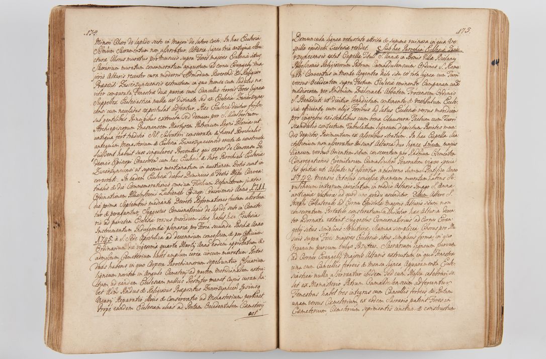 Zdjęcie nr 107 dla obiektu archiwalnego: Acta visitationis ecclesiarum parachialium tum capellarum - oratorium, hospitalium, confraternitatum ac aliorum piorum locorum intra et extra civitatem Cracoviensem consistentium, vigore litterarum specialis commissionis Cel. Principis et. R.D. Andrea Stanislai Kostka in Załuskie Załuski episcopi Cracoviensis ducis Severiensis, per Hyacinthum Łopacki canonicum et archipraesbyterum Cracoviensem, canonicum et archipraesbyterum Cracoviensem, canonicum Sandomieriensem, visitatorem a.D. 1748 et sequentii conscripta