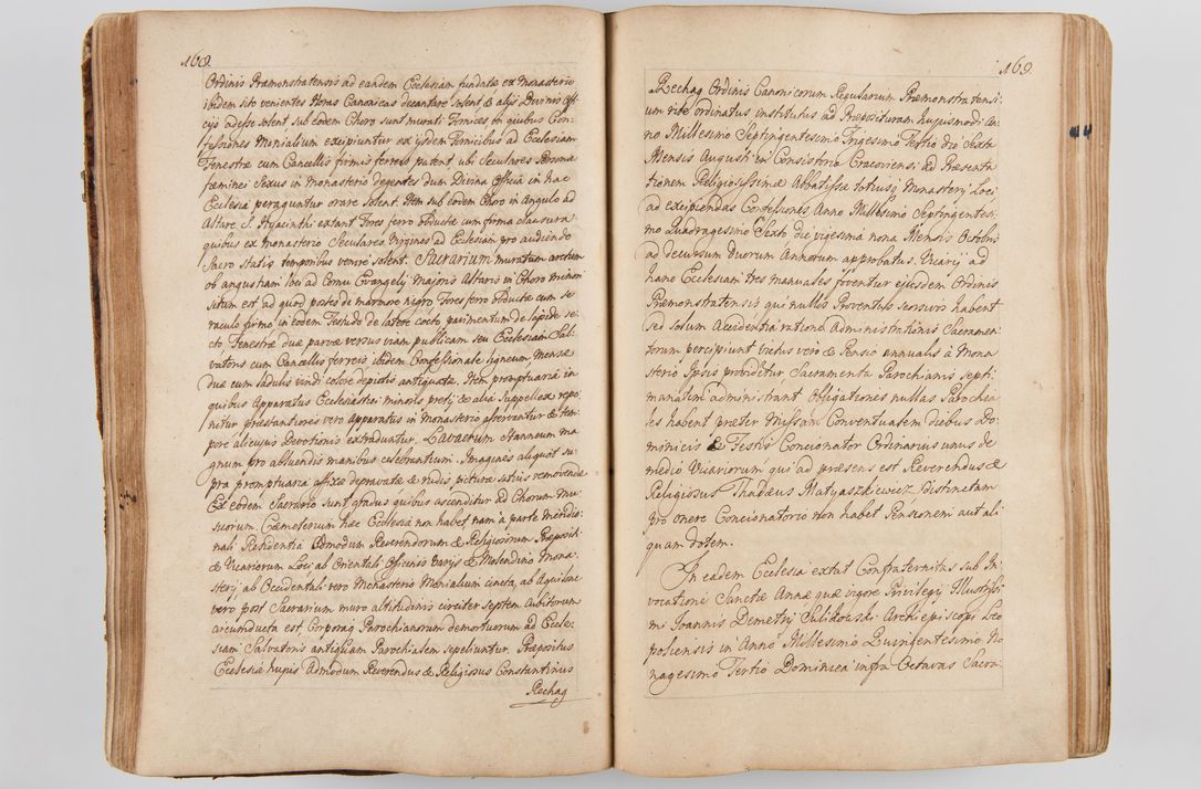 Zdjęcie nr 102 dla obiektu archiwalnego: Acta visitationis ecclesiarum parachialium tum capellarum - oratorium, hospitalium, confraternitatum ac aliorum piorum locorum intra et extra civitatem Cracoviensem consistentium, vigore litterarum specialis commissionis Cel. Principis et. R.D. Andrea Stanislai Kostka in Załuskie Załuski episcopi Cracoviensis ducis Severiensis, per Hyacinthum Łopacki canonicum et archipraesbyterum Cracoviensem, canonicum et archipraesbyterum Cracoviensem, canonicum Sandomieriensem, visitatorem a.D. 1748 et sequentii conscripta