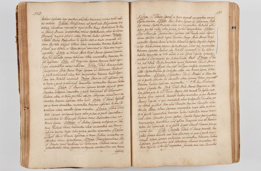 Zdjęcie nr 87 dla obiektu archiwalnego: Acta visitationis ecclesiarum parachialium tum capellarum - oratorium, hospitalium, confraternitatum ac aliorum piorum locorum intra et extra civitatem Cracoviensem consistentium, vigore litterarum specialis commissionis Cel. Principis et. R.D. Andrea Stanislai Kostka in Załuskie Załuski episcopi Cracoviensis ducis Severiensis, per Hyacinthum Łopacki canonicum et archipraesbyterum Cracoviensem, canonicum et archipraesbyterum Cracoviensem, canonicum Sandomieriensem, visitatorem a.D. 1748 et sequentii conscripta
