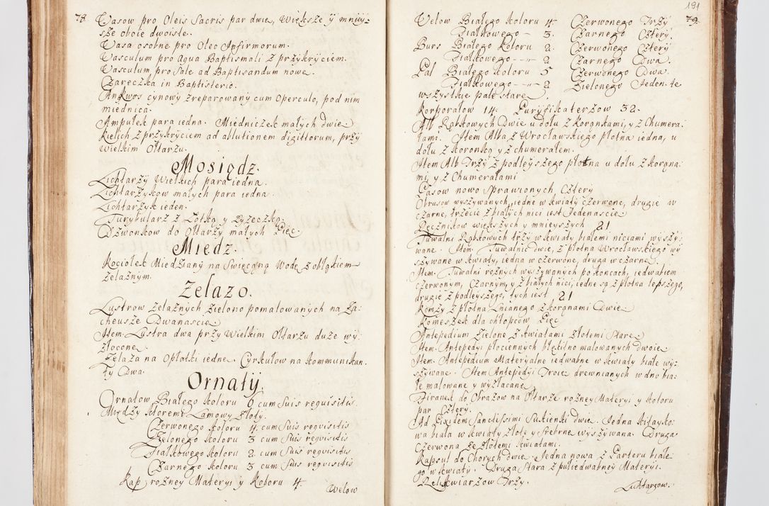 Zdjęcie nr 215 dla obiektu archiwalnego: Visitatio ecclesiarum parachialium, praebendarum, capellarum, hospitalium, confraternitatum, nec non beneficiorum in decanatu Scalensi Kostka comitis in Załuskie Załuski, episcopi Cracoviensis, ducis Severiae per me Andream Nehrebecki S.Th.D., Insignis Collegiatae Sandomieriensis canonicum et scholasticum Scarbimieiensem, delegatum et deputatum extraordinarium visitatorem a.D. 1748 die 23 mensis Aprilis inchoata, ac successivo anno eodem 1748 diec 24 Octobris finita