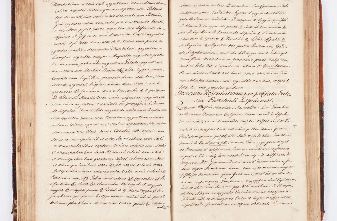 Zdjęcie nr 128 dla obiektu archiwalnego: Acta visitationis decanatuum Dobczycensis et Lipnicensis ex delegatione Cel. Principis R.D. Andrea Stanislai Kostka comitis in Załuskie Załuski, episcopi Cracoviensis ducis Severiae, per Clementem Stanislaum Kostka Herka, Phil. Doctorem et Professorem, Collegam minorem, Ecclesiae Collegiatae Boboviensis custodem, parochiae Droginensis curatum a.D. 1747 die vero 3 mensis Decembris inchoata et 1748 die 22 mensis Martii expeditae