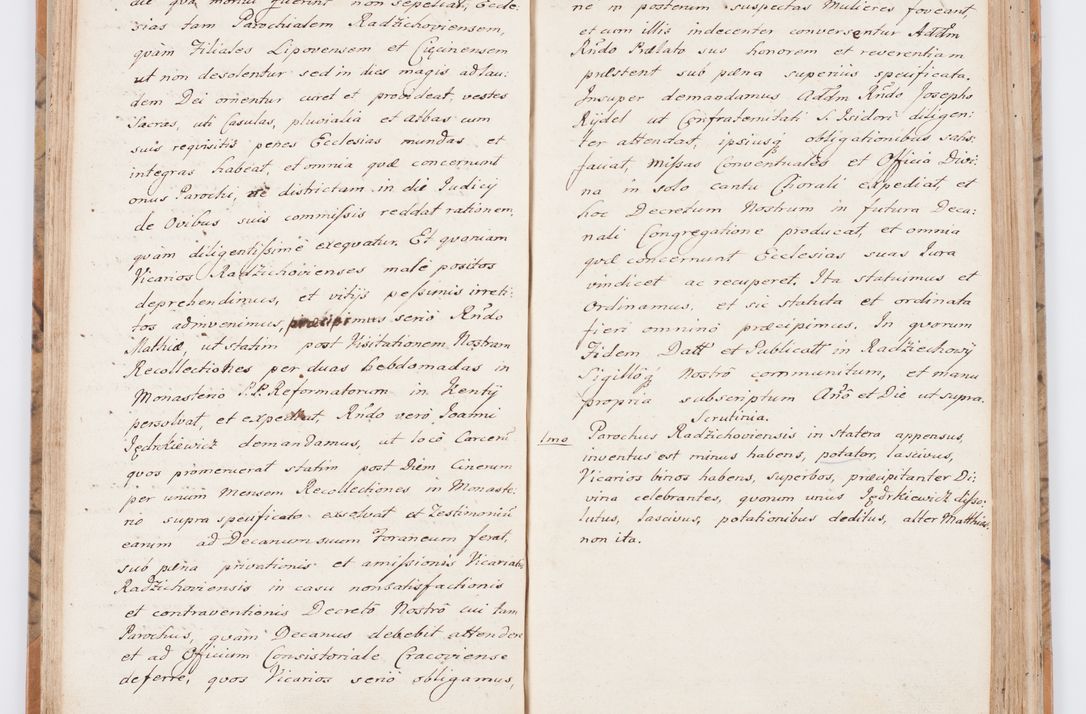 Zdjęcie nr 48 dla obiektu archiwalnego: Summarium seu descriptio status ecclesiarum et parochorum eorundem in decanatu Żywiecensi consistentium ex speciali mandato Cel. Principis R.D. Andrea Stanislai Kostka In Załuskie Załuski, episcopi Cracoviensis, ducis Severiae, per me Antonium Franciscum de Brzesie Lanckoroński, canoncium Gnesnensem, praepositum Oswiencimensem a.D. 1748 visitatarum hoc volumine comprehensum