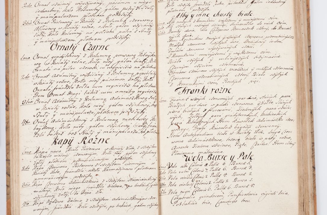 Zdjęcie nr 30 dla obiektu archiwalnego: Summarium seu descriptio status ecclesiarum et parochorum eorundem in decanatu Żywiecensi consistentium ex speciali mandato Cel. Principis R.D. Andrea Stanislai Kostka In Załuskie Załuski, episcopi Cracoviensis, ducis Severiae, per me Antonium Franciscum de Brzesie Lanckoroński, canoncium Gnesnensem, praepositum Oswiencimensem a.D. 1748 visitatarum hoc volumine comprehensum