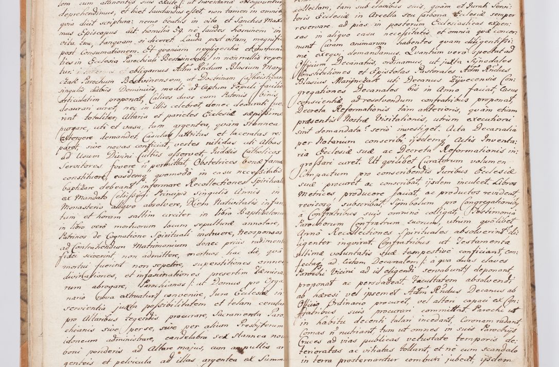 Zdjęcie nr 15 dla obiektu archiwalnego: Summarium seu descriptio status ecclesiarum et parochorum eorundem in decanatu Żywiecensi consistentium ex speciali mandato Cel. Principis R.D. Andrea Stanislai Kostka In Załuskie Załuski, episcopi Cracoviensis, ducis Severiae, per me Antonium Franciscum de Brzesie Lanckoroński, canoncium Gnesnensem, praepositum Oswiencimensem a.D. 1748 visitatarum hoc volumine comprehensum