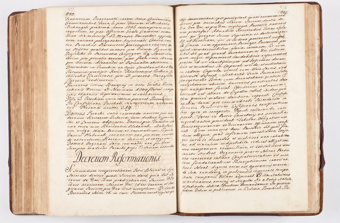 Zdjęcie nr 368 dla obiektu archiwalnego: Visitatio ecclesiarum parochialium, praebendarum, capellarum, hospitalium atque confraternitatum, nec non beneficiorum in decanatibus Oswiecimensis et Zathoriensis, archidiaconatus et officialatus Cracoviensis existentium per R.D. Franciscum Lanckoroński, canonicum cathedralem Cracoviensem, visitatorem delegatum a.D. 1747 et 1748 expedita