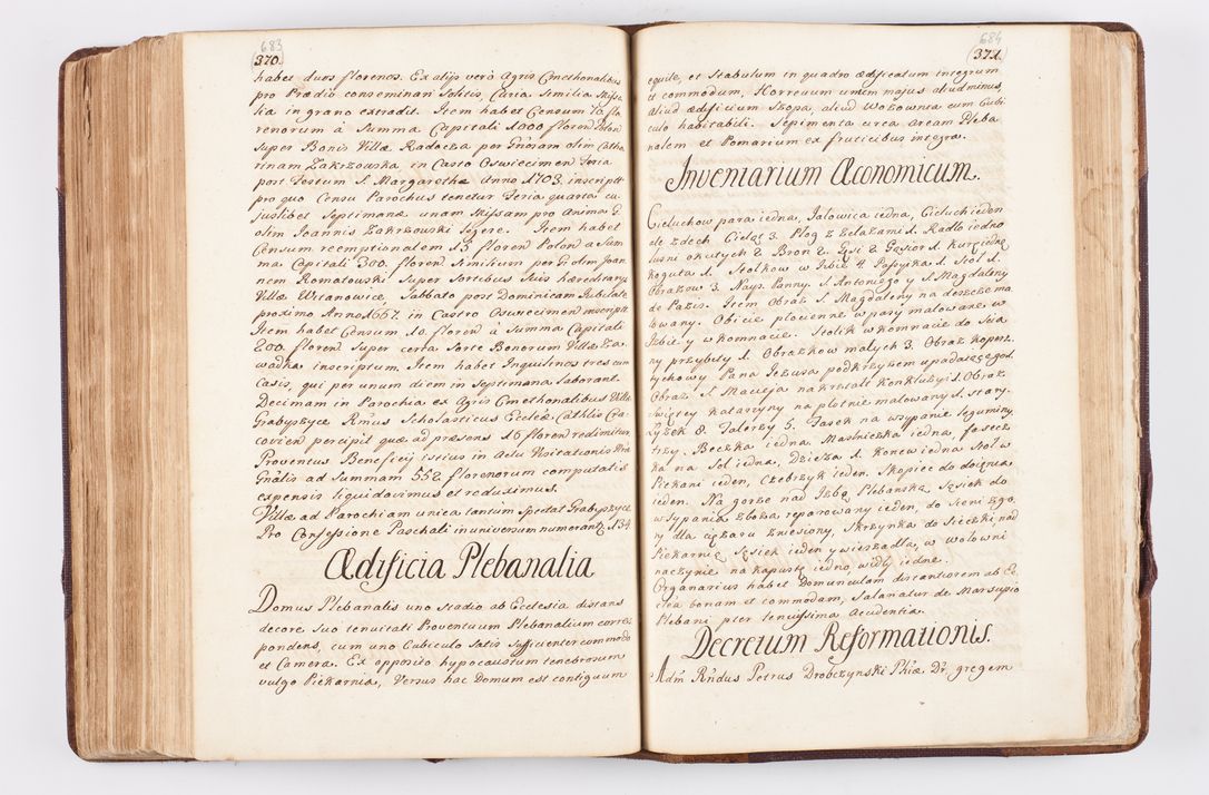Zdjęcie nr 332 dla obiektu archiwalnego: Visitatio ecclesiarum parochialium, praebendarum, capellarum, hospitalium atque confraternitatum, nec non beneficiorum in decanatibus Oswiecimensis et Zathoriensis, archidiaconatus et officialatus Cracoviensis existentium per R.D. Franciscum Lanckoroński, canonicum cathedralem Cracoviensem, visitatorem delegatum a.D. 1747 et 1748 expedita