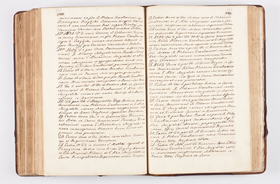 Zdjęcie nr 320 dla obiektu archiwalnego: Visitatio ecclesiarum parochialium, praebendarum, capellarum, hospitalium atque confraternitatum, nec non beneficiorum in decanatibus Oswiecimensis et Zathoriensis, archidiaconatus et officialatus Cracoviensis existentium per R.D. Franciscum Lanckoroński, canonicum cathedralem Cracoviensem, visitatorem delegatum a.D. 1747 et 1748 expedita