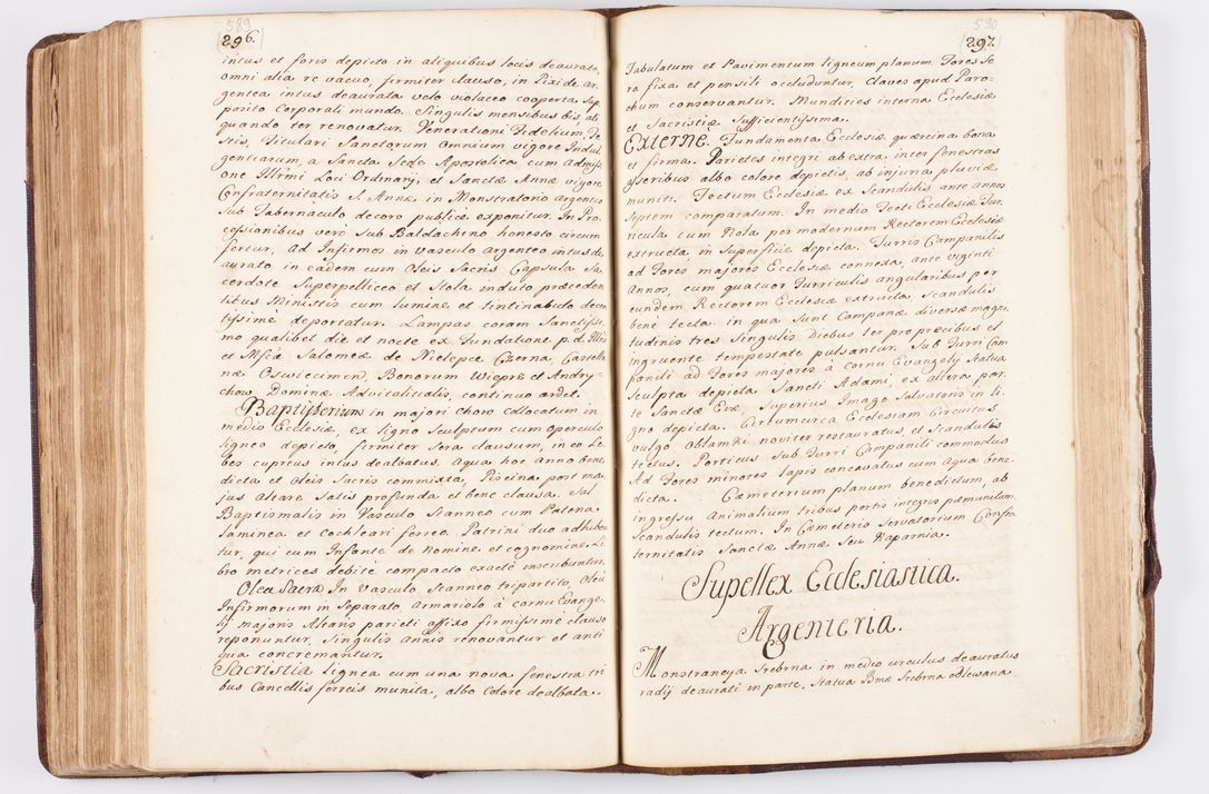 Zdjęcie nr 293 dla obiektu archiwalnego: Visitatio ecclesiarum parochialium, praebendarum, capellarum, hospitalium atque confraternitatum, nec non beneficiorum in decanatibus Oswiecimensis et Zathoriensis, archidiaconatus et officialatus Cracoviensis existentium per R.D. Franciscum Lanckoroński, canonicum cathedralem Cracoviensem, visitatorem delegatum a.D. 1747 et 1748 expedita