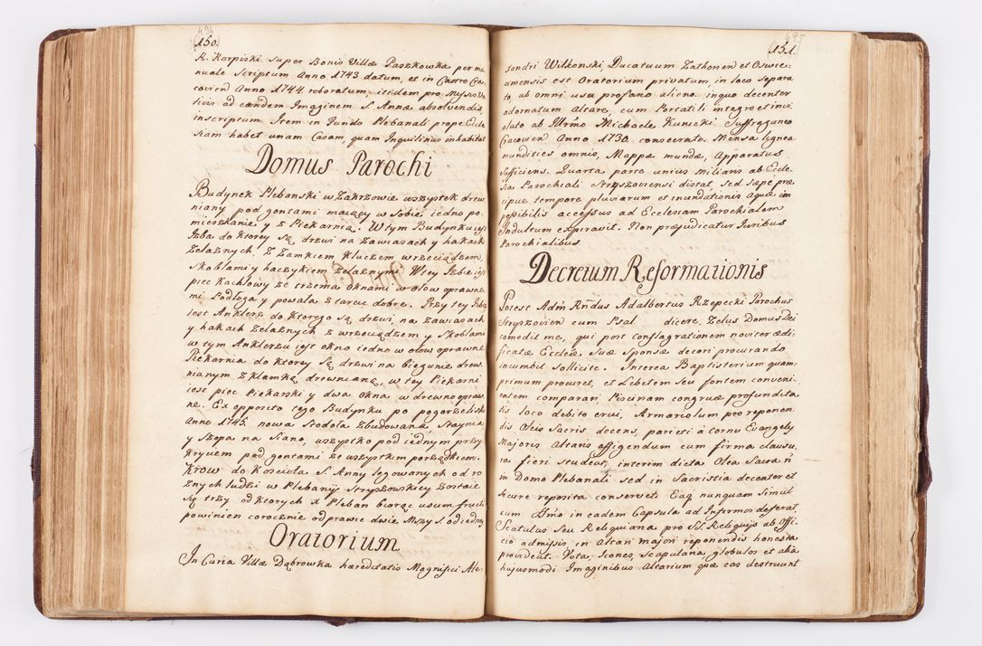 Zdjęcie nr 219 dla obiektu archiwalnego: Visitatio ecclesiarum parochialium, praebendarum, capellarum, hospitalium atque confraternitatum, nec non beneficiorum in decanatibus Oswiecimensis et Zathoriensis, archidiaconatus et officialatus Cracoviensis existentium per R.D. Franciscum Lanckoroński, canonicum cathedralem Cracoviensem, visitatorem delegatum a.D. 1747 et 1748 expedita