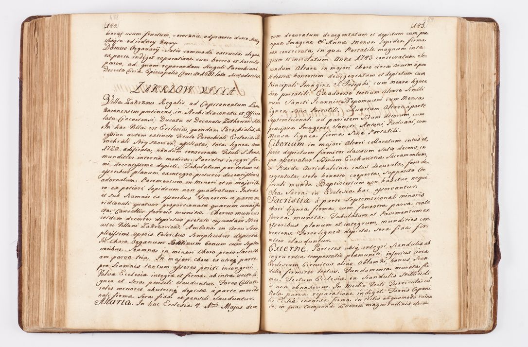 Zdjęcie nr 216 dla obiektu archiwalnego: Visitatio ecclesiarum parochialium, praebendarum, capellarum, hospitalium atque confraternitatum, nec non beneficiorum in decanatibus Oswiecimensis et Zathoriensis, archidiaconatus et officialatus Cracoviensis existentium per R.D. Franciscum Lanckoroński, canonicum cathedralem Cracoviensem, visitatorem delegatum a.D. 1747 et 1748 expedita