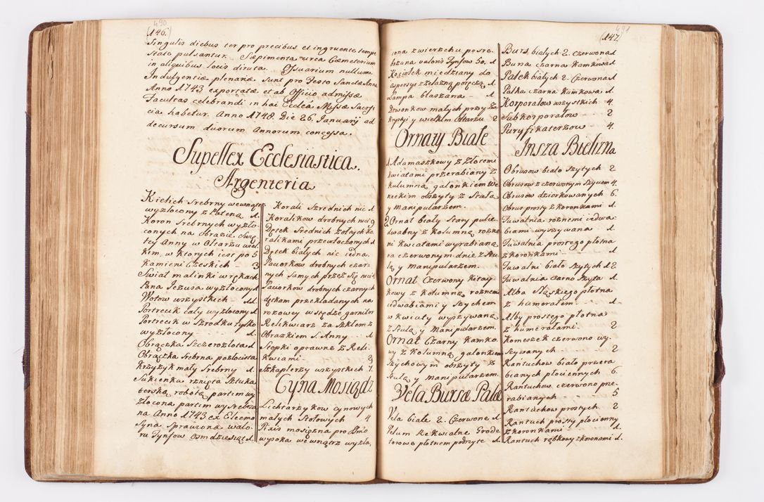 Zdjęcie nr 217 dla obiektu archiwalnego: Visitatio ecclesiarum parochialium, praebendarum, capellarum, hospitalium atque confraternitatum, nec non beneficiorum in decanatibus Oswiecimensis et Zathoriensis, archidiaconatus et officialatus Cracoviensis existentium per R.D. Franciscum Lanckoroński, canonicum cathedralem Cracoviensem, visitatorem delegatum a.D. 1747 et 1748 expedita