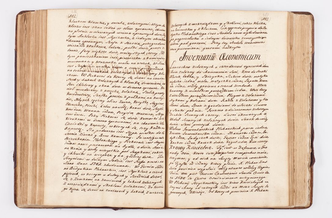 Zdjęcie nr 214 dla obiektu archiwalnego: Visitatio ecclesiarum parochialium, praebendarum, capellarum, hospitalium atque confraternitatum, nec non beneficiorum in decanatibus Oswiecimensis et Zathoriensis, archidiaconatus et officialatus Cracoviensis existentium per R.D. Franciscum Lanckoroński, canonicum cathedralem Cracoviensem, visitatorem delegatum a.D. 1747 et 1748 expedita