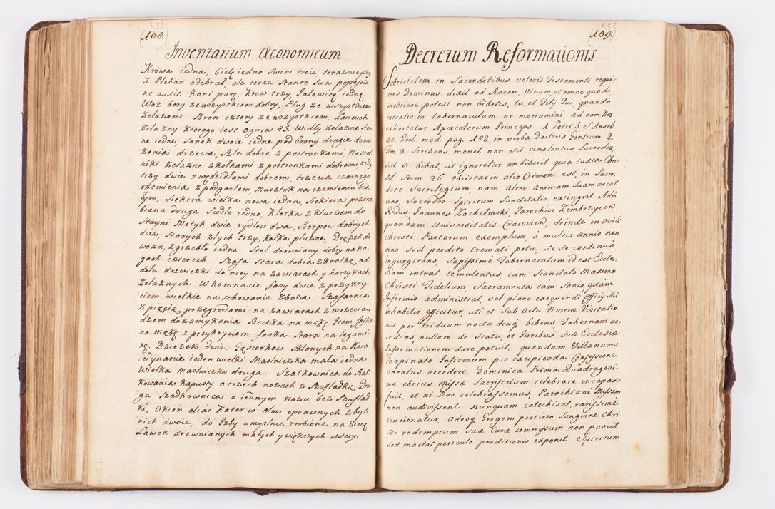 Zdjęcie nr 197 dla obiektu archiwalnego: Visitatio ecclesiarum parochialium, praebendarum, capellarum, hospitalium atque confraternitatum, nec non beneficiorum in decanatibus Oswiecimensis et Zathoriensis, archidiaconatus et officialatus Cracoviensis existentium per R.D. Franciscum Lanckoroński, canonicum cathedralem Cracoviensem, visitatorem delegatum a.D. 1747 et 1748 expedita