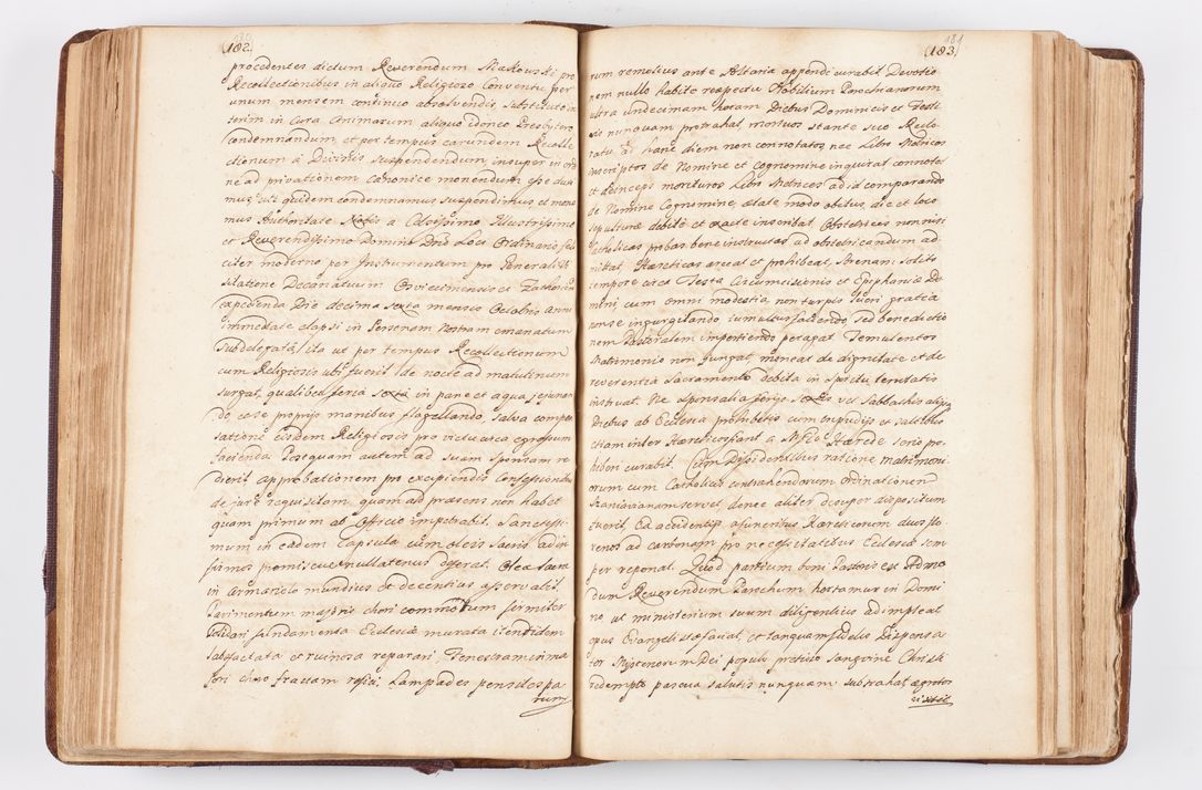 Zdjęcie nr 101 dla obiektu archiwalnego: Visitatio ecclesiarum parochialium, praebendarum, capellarum, hospitalium atque confraternitatum, nec non beneficiorum in decanatibus Oswiecimensis et Zathoriensis, archidiaconatus et officialatus Cracoviensis existentium per R.D. Franciscum Lanckoroński, canonicum cathedralem Cracoviensem, visitatorem delegatum a.D. 1747 et 1748 expedita