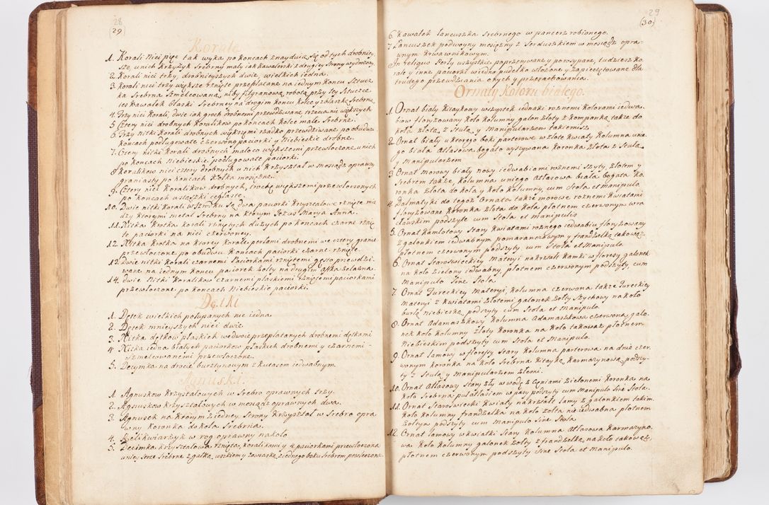 Zdjęcie nr 22 dla obiektu archiwalnego: Visitatio ecclesiarum parochialium, praebendarum, capellarum, hospitalium atque confraternitatum, nec non beneficiorum in decanatibus Oswiecimensis et Zathoriensis, archidiaconatus et officialatus Cracoviensis existentium per R.D. Franciscum Lanckoroński, canonicum cathedralem Cracoviensem, visitatorem delegatum a.D. 1747 et 1748 expedita