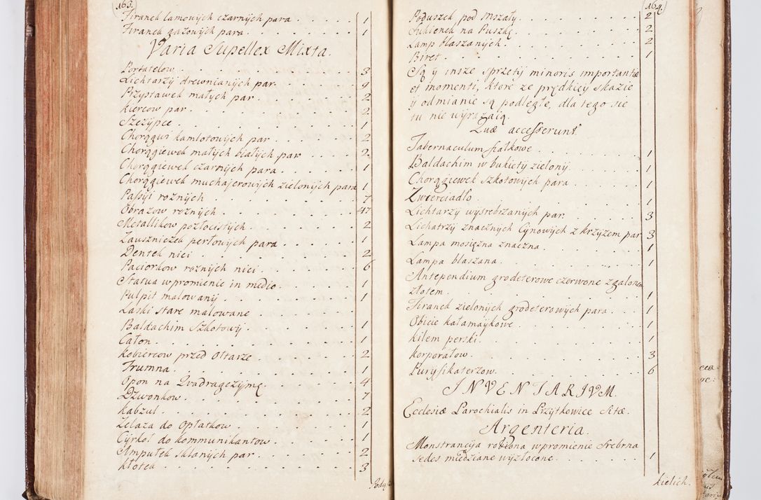 Zdjęcie nr 235 dla obiektu archiwalnego: Visitatio ecclesiarum parachialium, praebendarum, capellarum, hospitalium atque confraternitatum, nec non beneficiorum in decanatu Scaviensi foraneo, dioecesis, archidiaconatus et officialatus Cracoviensis consistentiu, ex speciali mandato Cel. Principis R.D. Andreae Stanislai Kostka in Załuskie Załuski, episcopi Cracoviensis canonicum, parochialis s. Nicolai ad Cracowiam praepositum, delegatum extraordinarium visitatorem a.D. 1748 