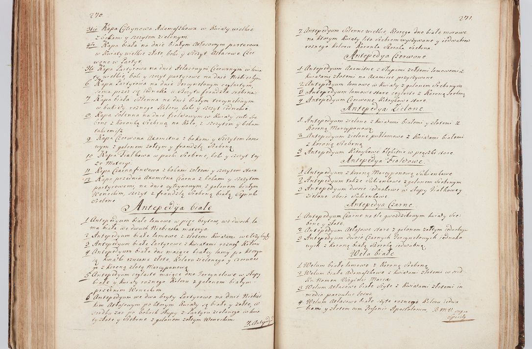 Zdjęcie nr 154 dla obiektu archiwalnego: Acta visitationis ecclesiarum in decanatu Sokolinensi et Kijensi ex commissione Cel. Principis R.D. Andrea Stanislai Kostka comitis in Załuskie Załuski, episcopi Cracoviensis, ducis Severiae, per Josephum Carolum Bleszyński, ecclesiarum cathedralis Cracoviensis et Insignis Collegiatae Sandomiriensis canonicum, expeditae diebus mensium Januarii et Februarii et Martii 1748 anno