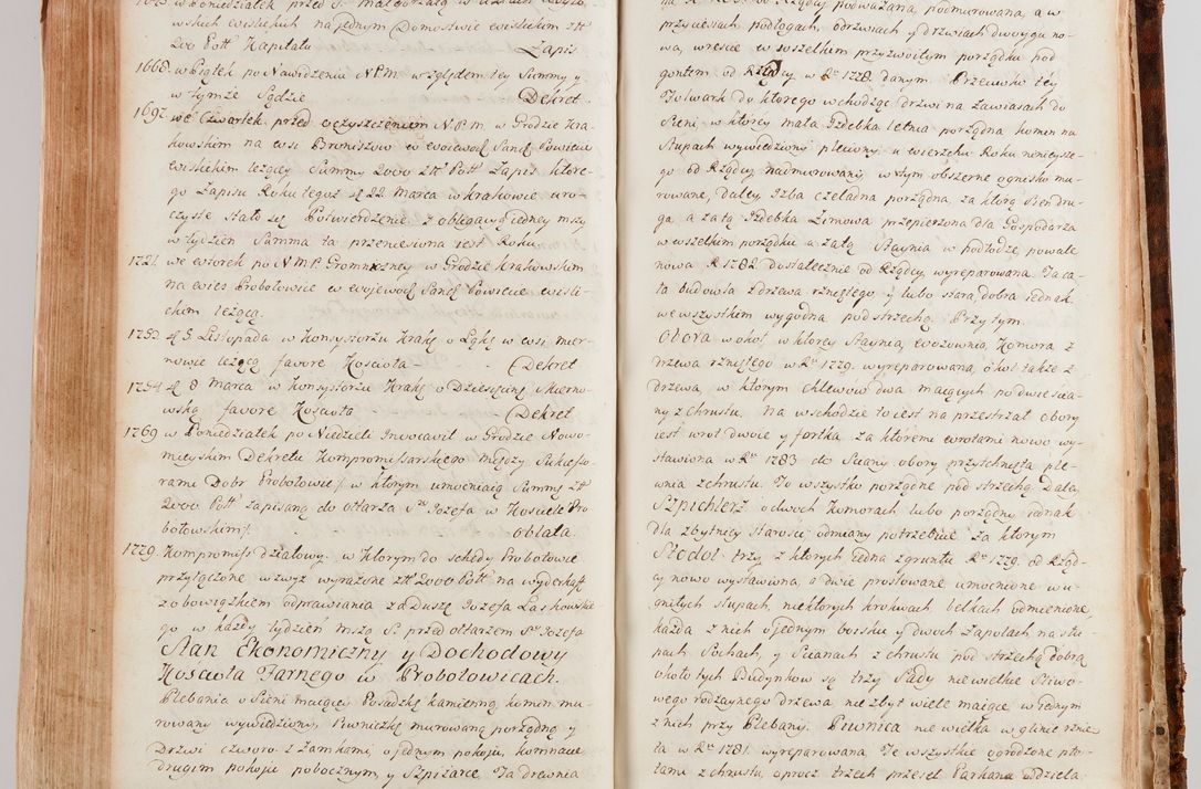 Zdjęcie nr 587 dla obiektu archiwalnego: Akta wizyty generalnej z woli i nakazu J.O. Xiążęcia Jm. Michała Jerzego Ciołka Poniatowskiego, biskupa płockiego, Xiążęcia pułtuskiego, koadiutora z całą jurysdykcją krakowskiego, Xiążęcia siewierskiego, opata kommendataryusza czerwińskiego, dziekana warszawskiego, orderów Orła Białego i św. Stanisława kawalera, w czterech dekanatach: Pacanowskim, Opatowskim, Witowskim i Sokolińskim przez Jmi Xiędza Antoniego Franciszka Dunina Kozickiego, Kollegiaty Pileckiej dziekana od dnia 15 miesiąca maja do dnia 22 października roku Pańskiego 1783 odprawionej
