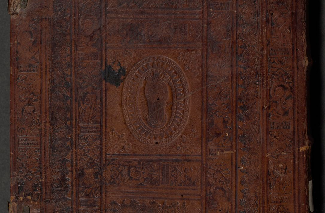 Zdjęcie nr 2 dla obiektu archiwalnego: [Acta] obligationum coram reverendo patre domino Thoma Rosnowsky canonico et offi[ciali C]racoviensi generali [a]d annum Domini 1514, [ind]itione secunda, pontificatus sanctissimi in Christo patris domini nostro domini Leonis divina providencia pape decimi moderni. Anno sue sanctitatis aduc ad 19 Marcii [...] primo secundis fatibus et felici sidere suum per manu Bronislaidis telluris Ursonici recipiunt et dii faveant ceptis