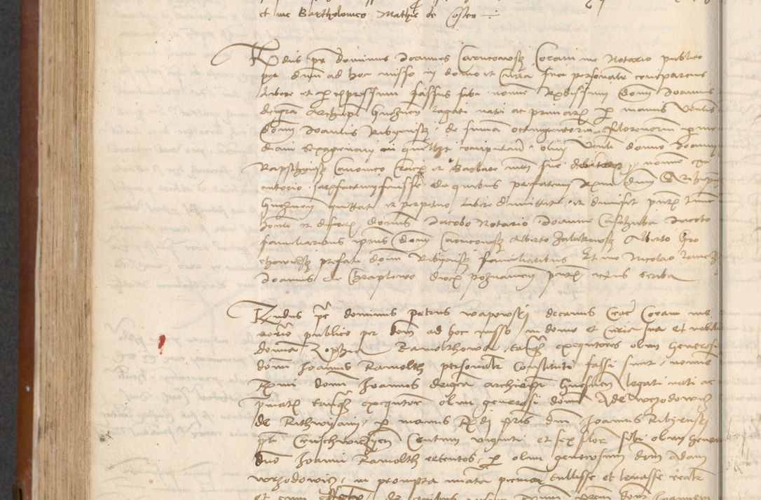 Zdjęcie nr 350 dla obiektu archiwalnego: [Acta] obligationum coram reverendo patre domino Thoma Rosnowsky canonico et offi[ciali C]racoviensi generali [a]d annum Domini 1514, [ind]itione secunda, pontificatus sanctissimi in Christo patris domini nostro domini Leonis divina providencia pape decimi moderni. Anno sue sanctitatis aduc ad 19 Marcii [...] primo secundis fatibus et felici sidere suum per manu Bronislaidis telluris Ursonici recipiunt et dii faveant ceptis