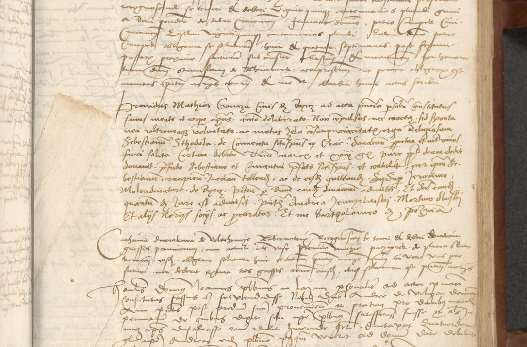 Zdjęcie nr 101 dla obiektu archiwalnego: [Acta] obligationum coram reverendo patre domino Thoma Rosnowsky canonico et offi[ciali C]racoviensi generali [a]d annum Domini 1514, [ind]itione secunda, pontificatus sanctissimi in Christo patris domini nostro domini Leonis divina providencia pape decimi moderni. Anno sue sanctitatis aduc ad 19 Marcii [...] primo secundis fatibus et felici sidere suum per manu Bronislaidis telluris Ursonici recipiunt et dii faveant ceptis