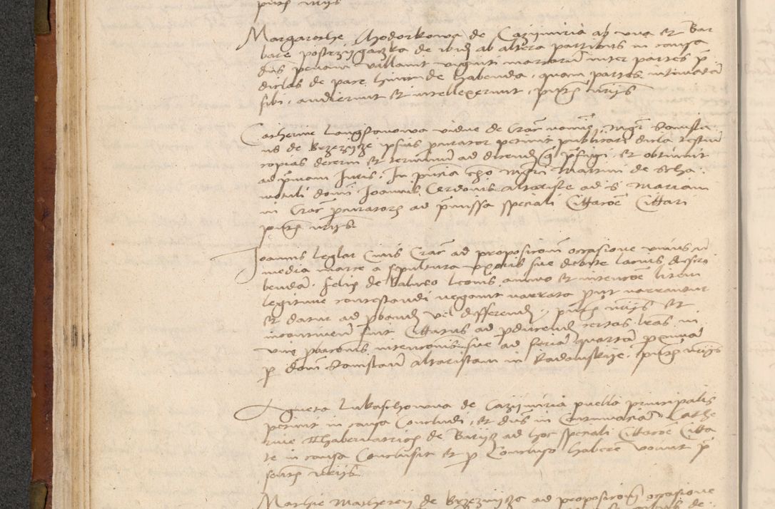 Zdjęcie nr 69 dla obiektu archiwalnego: In nomine Domini. Amen. Sub anno eiusdem Domini millesimo quingentesimo vigesimo, indicione octava, pontificatus sanctissimi in Christo patris et domini nostri domini Leonis divina providencia pape decimi moderni anno ad 19 Marcii durante septimo, acta actorum coram venerabili viro domino Thoma Rosznowski canonico et officiali generali Cracoviensi felicibus, sideribus continuantur atque exordium capiunt et Dii faveant ceptis