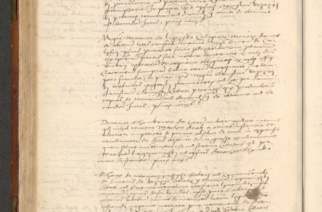 Zdjęcie nr 399 dla obiektu archiwalnego: In nomine Domini. Amen. Sub anno eiusdem Domini millesimo quingentesimo vigesimo, indicione octava, pontificatus sanctissimi in Christo patris et domini nostri domini Leonis divina providencia pape decimi moderni anno ad 19 Marcii durante septimo, acta actorum coram venerabili viro domino Thoma Rosznowski canonico et officiali generali Cracoviensi felicibus, sideribus continuantur atque exordium capiunt et Dii faveant ceptis
