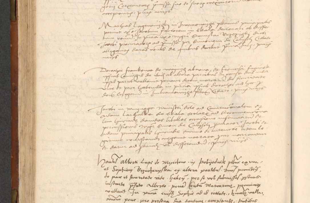 Zdjęcie nr 393 dla obiektu archiwalnego: In nomine Domini. Amen. Sub anno eiusdem Domini millesimo quingentesimo vigesimo, indicione octava, pontificatus sanctissimi in Christo patris et domini nostri domini Leonis divina providencia pape decimi moderni anno ad 19 Marcii durante septimo, acta actorum coram venerabili viro domino Thoma Rosznowski canonico et officiali generali Cracoviensi felicibus, sideribus continuantur atque exordium capiunt et Dii faveant ceptis