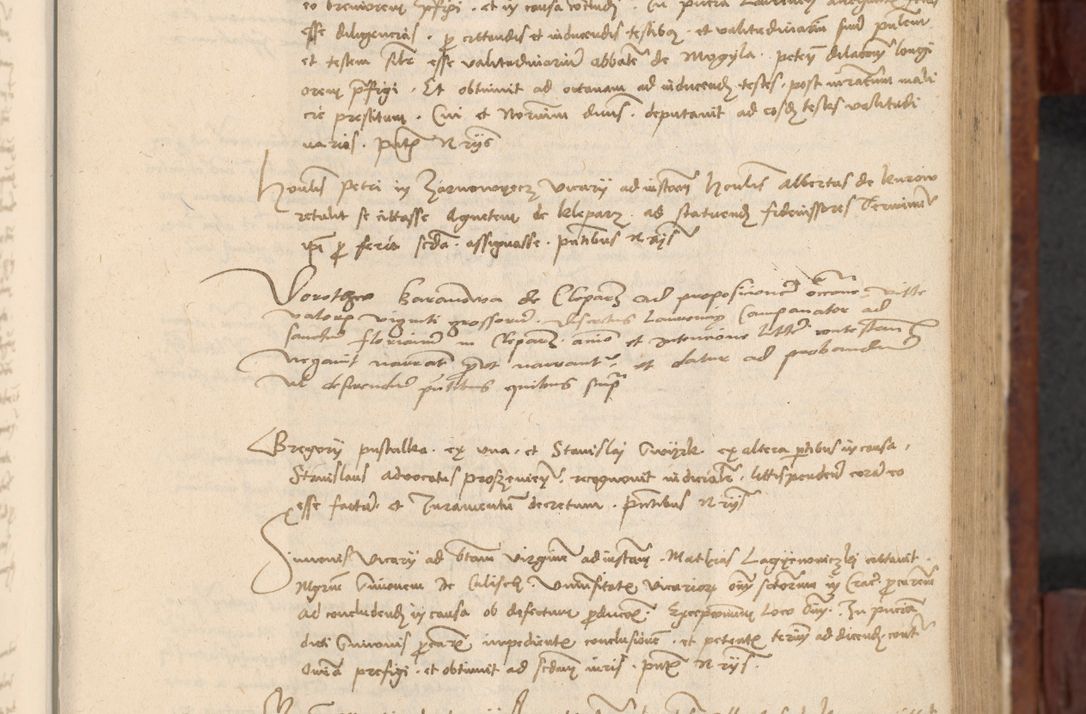 Zdjęcie nr 366 dla obiektu archiwalnego: In nomine Domini. Amen. Sub anno eiusdem Domini millesimo quingentesimo vigesimo, indicione octava, pontificatus sanctissimi in Christo patris et domini nostri domini Leonis divina providencia pape decimi moderni anno ad 19 Marcii durante septimo, acta actorum coram venerabili viro domino Thoma Rosznowski canonico et officiali generali Cracoviensi felicibus, sideribus continuantur atque exordium capiunt et Dii faveant ceptis