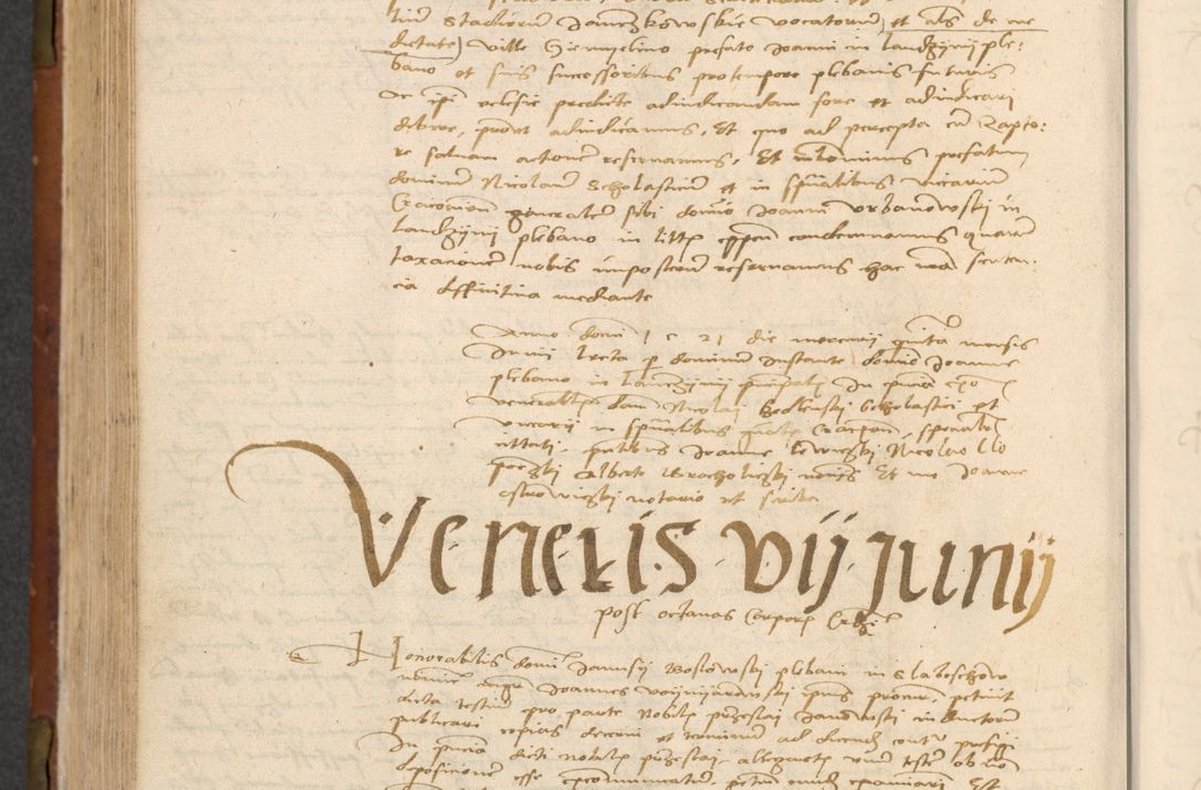 Zdjęcie nr 433 dla obiektu archiwalnego: In nomine Domini. Amen. Sub anno eiusdem Domini millesimo quingentesimo vigesimo, indicione octava, pontificatus sanctissimi in Christo patris et domini nostri domini Leonis divina providencia pape decimi moderni anno ad 19 Marcii durante septimo, acta actorum coram venerabili viro domino Thoma Rosznowski canonico et officiali generali Cracoviensi felicibus, sideribus continuantur atque exordium capiunt et Dii faveant ceptis