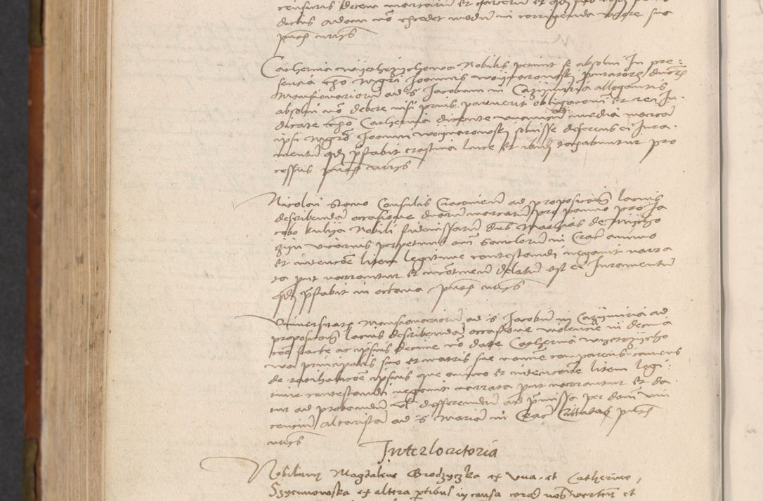 Zdjęcie nr 721 dla obiektu archiwalnego: In nomine Domini. Amen. Sub anno eiusdem Domini millesimo quingentesimo vigesimo, indicione octava, pontificatus sanctissimi in Christo patris et domini nostri domini Leonis divina providencia pape decimi moderni anno ad 19 Marcii durante septimo, acta actorum coram venerabili viro domino Thoma Rosznowski canonico et officiali generali Cracoviensi felicibus, sideribus continuantur atque exordium capiunt et Dii faveant ceptis