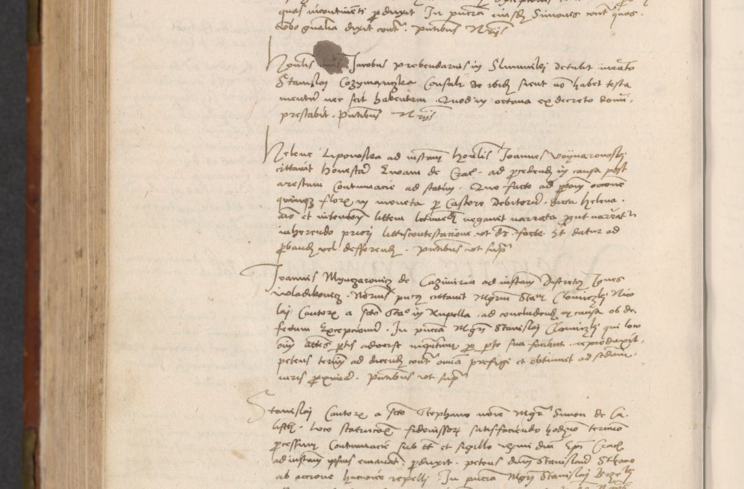 Zdjęcie nr 719 dla obiektu archiwalnego: In nomine Domini. Amen. Sub anno eiusdem Domini millesimo quingentesimo vigesimo, indicione octava, pontificatus sanctissimi in Christo patris et domini nostri domini Leonis divina providencia pape decimi moderni anno ad 19 Marcii durante septimo, acta actorum coram venerabili viro domino Thoma Rosznowski canonico et officiali generali Cracoviensi felicibus, sideribus continuantur atque exordium capiunt et Dii faveant ceptis