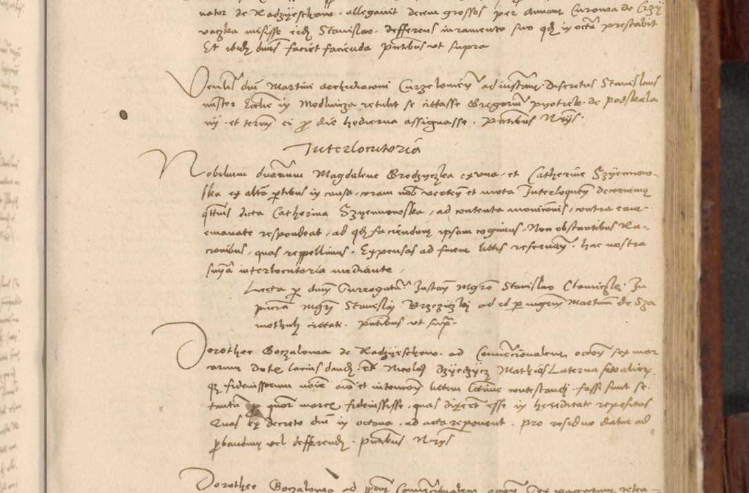 Zdjęcie nr 706 dla obiektu archiwalnego: In nomine Domini. Amen. Sub anno eiusdem Domini millesimo quingentesimo vigesimo, indicione octava, pontificatus sanctissimi in Christo patris et domini nostri domini Leonis divina providencia pape decimi moderni anno ad 19 Marcii durante septimo, acta actorum coram venerabili viro domino Thoma Rosznowski canonico et officiali generali Cracoviensi felicibus, sideribus continuantur atque exordium capiunt et Dii faveant ceptis
