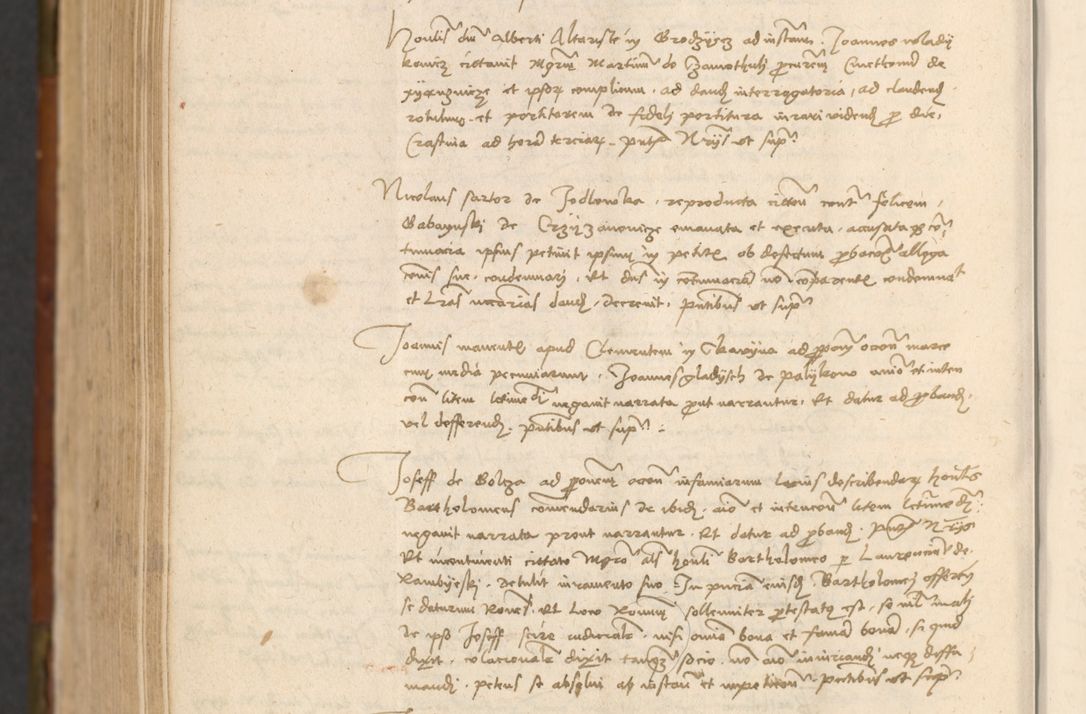 Zdjęcie nr 927 dla obiektu archiwalnego: In nomine Domini. Amen. Sub anno eiusdem Domini millesimo quingentesimo vigesimo, indicione octava, pontificatus sanctissimi in Christo patris et domini nostri domini Leonis divina providencia pape decimi moderni anno ad 19 Marcii durante septimo, acta actorum coram venerabili viro domino Thoma Rosznowski canonico et officiali generali Cracoviensi felicibus, sideribus continuantur atque exordium capiunt et Dii faveant ceptis