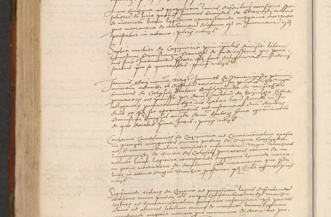 Zdjęcie nr 863 dla obiektu archiwalnego: In nomine Domini. Amen. Sub anno eiusdem Domini millesimo quingentesimo vigesimo, indicione octava, pontificatus sanctissimi in Christo patris et domini nostri domini Leonis divina providencia pape decimi moderni anno ad 19 Marcii durante septimo, acta actorum coram venerabili viro domino Thoma Rosznowski canonico et officiali generali Cracoviensi felicibus, sideribus continuantur atque exordium capiunt et Dii faveant ceptis