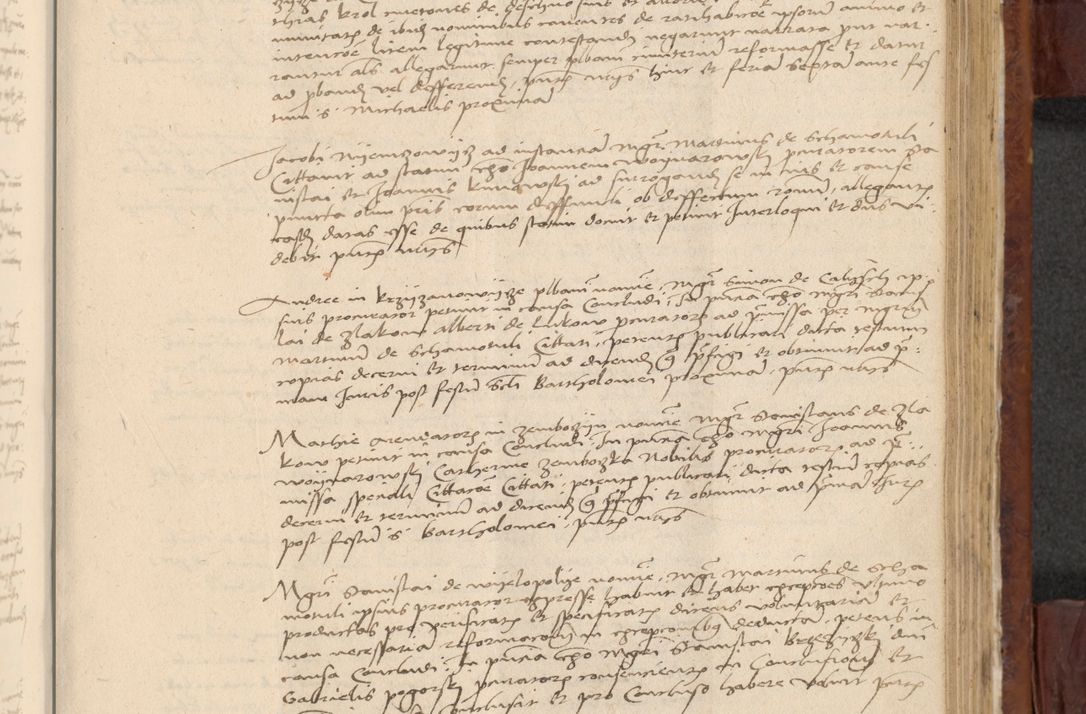 Zdjęcie nr 836 dla obiektu archiwalnego: In nomine Domini. Amen. Sub anno eiusdem Domini millesimo quingentesimo vigesimo, indicione octava, pontificatus sanctissimi in Christo patris et domini nostri domini Leonis divina providencia pape decimi moderni anno ad 19 Marcii durante septimo, acta actorum coram venerabili viro domino Thoma Rosznowski canonico et officiali generali Cracoviensi felicibus, sideribus continuantur atque exordium capiunt et Dii faveant ceptis