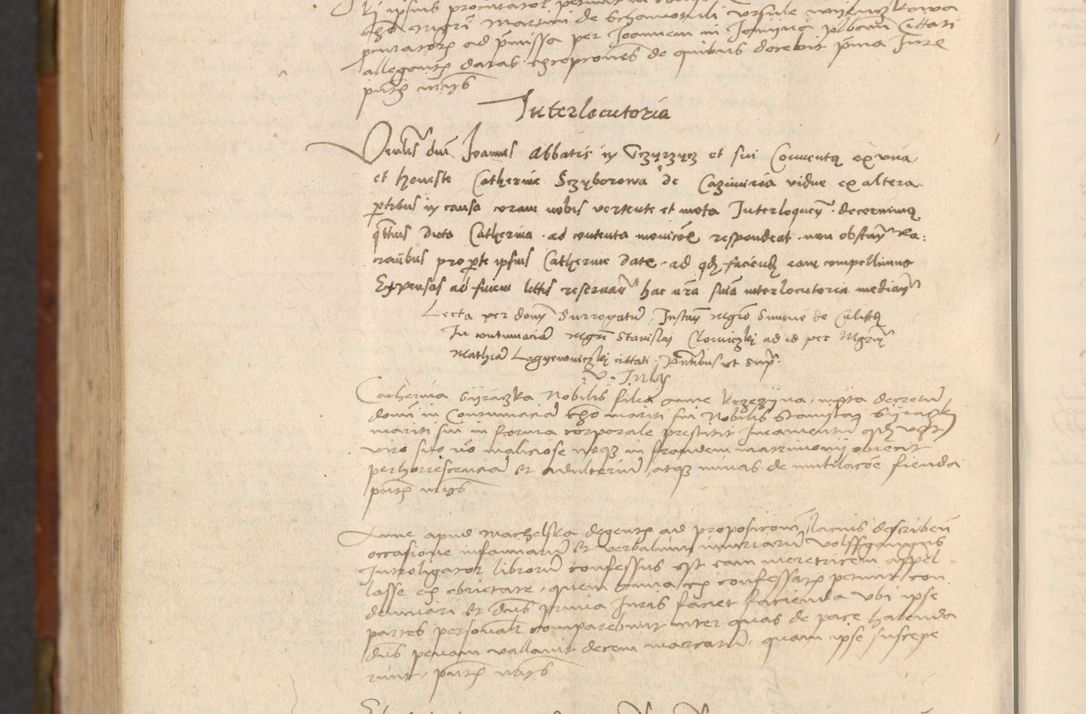 Zdjęcie nr 831 dla obiektu archiwalnego: In nomine Domini. Amen. Sub anno eiusdem Domini millesimo quingentesimo vigesimo, indicione octava, pontificatus sanctissimi in Christo patris et domini nostri domini Leonis divina providencia pape decimi moderni anno ad 19 Marcii durante septimo, acta actorum coram venerabili viro domino Thoma Rosznowski canonico et officiali generali Cracoviensi felicibus, sideribus continuantur atque exordium capiunt et Dii faveant ceptis
