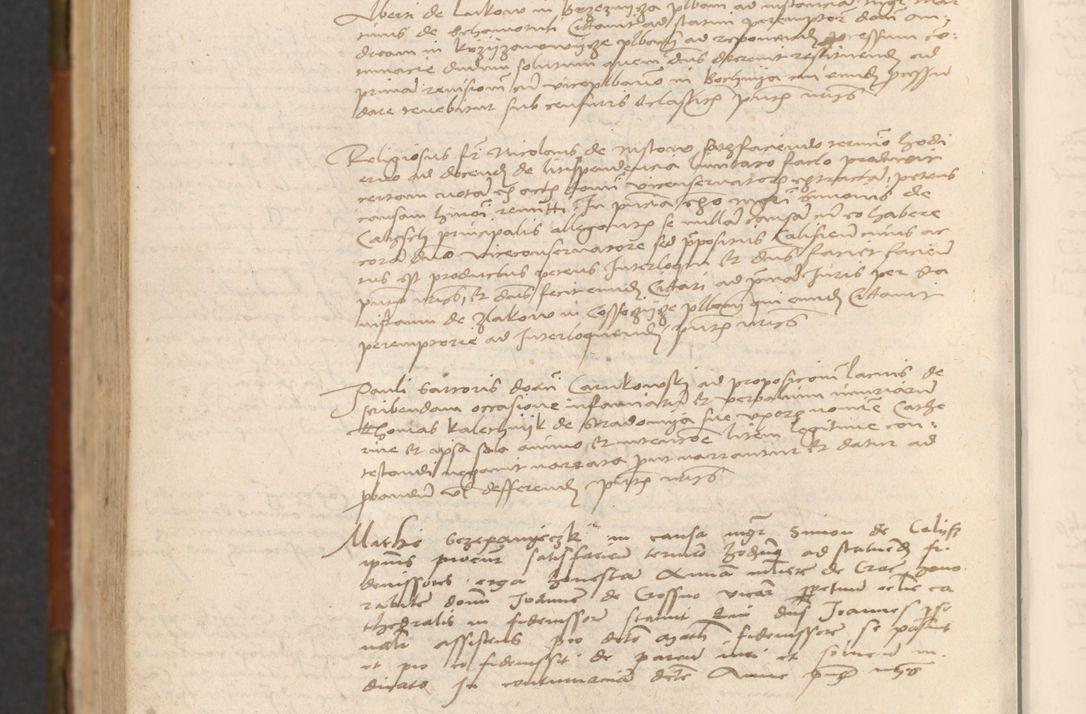 Zdjęcie nr 819 dla obiektu archiwalnego: In nomine Domini. Amen. Sub anno eiusdem Domini millesimo quingentesimo vigesimo, indicione octava, pontificatus sanctissimi in Christo patris et domini nostri domini Leonis divina providencia pape decimi moderni anno ad 19 Marcii durante septimo, acta actorum coram venerabili viro domino Thoma Rosznowski canonico et officiali generali Cracoviensi felicibus, sideribus continuantur atque exordium capiunt et Dii faveant ceptis