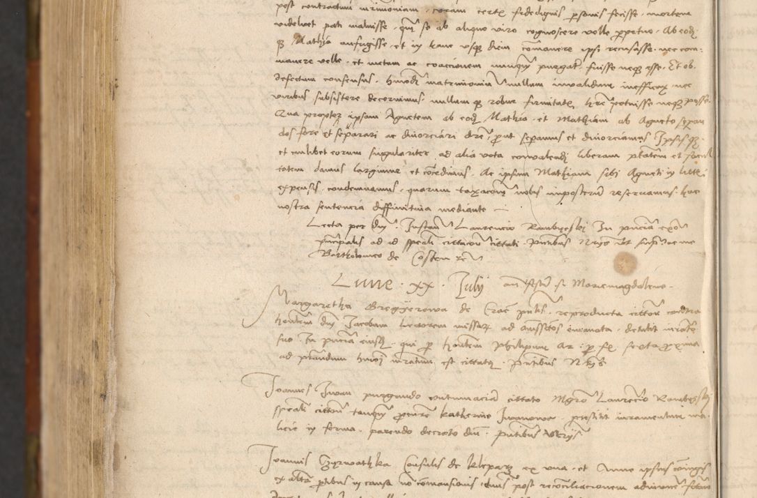 Zdjęcie nr 1153 dla obiektu archiwalnego: In nomine Domini. Amen. Sub anno eiusdem Domini millesimo quingentesimo vigesimo, indicione octava, pontificatus sanctissimi in Christo patris et domini nostri domini Leonis divina providencia pape decimi moderni anno ad 19 Marcii durante septimo, acta actorum coram venerabili viro domino Thoma Rosznowski canonico et officiali generali Cracoviensi felicibus, sideribus continuantur atque exordium capiunt et Dii faveant ceptis