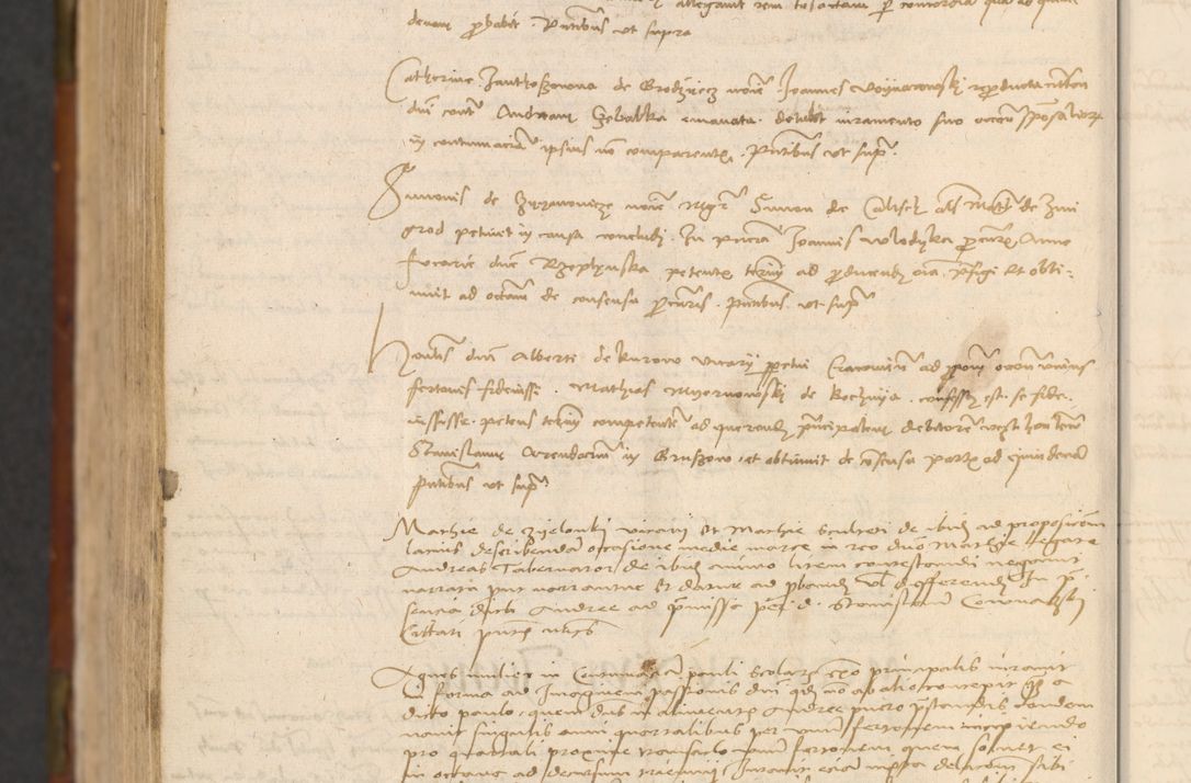 Zdjęcie nr 1117 dla obiektu archiwalnego: In nomine Domini. Amen. Sub anno eiusdem Domini millesimo quingentesimo vigesimo, indicione octava, pontificatus sanctissimi in Christo patris et domini nostri domini Leonis divina providencia pape decimi moderni anno ad 19 Marcii durante septimo, acta actorum coram venerabili viro domino Thoma Rosznowski canonico et officiali generali Cracoviensi felicibus, sideribus continuantur atque exordium capiunt et Dii faveant ceptis