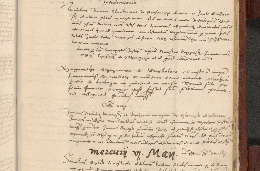 Zdjęcie nr 1072 dla obiektu archiwalnego: In nomine Domini. Amen. Sub anno eiusdem Domini millesimo quingentesimo vigesimo, indicione octava, pontificatus sanctissimi in Christo patris et domini nostri domini Leonis divina providencia pape decimi moderni anno ad 19 Marcii durante septimo, acta actorum coram venerabili viro domino Thoma Rosznowski canonico et officiali generali Cracoviensi felicibus, sideribus continuantur atque exordium capiunt et Dii faveant ceptis