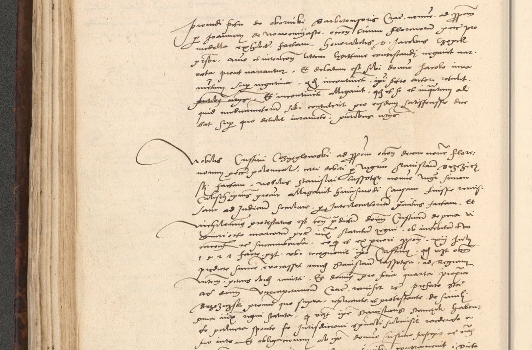 Zdjęcie nr 158 dla obiektu archiwalnego: INRI. Acta actorum, obligacionum et sentenciarum tam interlocutoriarum quam diffinitivarum coram reverendo patre ac egregio viro domino Jacobo Erciss[o]wski decretorum doctorem, canonico et officiali generali Cracoviensi ad annum Domini 1528, indicionem primam, pontificatus sanctissimi in Christo patris et domini domini Clementis divina probidendcia pape seprtimi, annum quintum, per Stanislaum de Mordi legalem consistorii notarium omine felici inchoantur