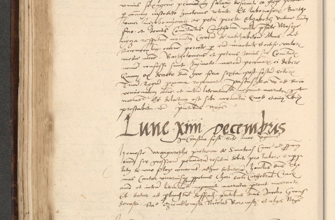 Zdjęcie nr 332 dla obiektu archiwalnego: INRI. Acta actorum, obligacionum et sentenciarum tam interlocutoriarum quam diffinitivarum coram reverendo patre ac egregio viro domino Jacobo Erciss[o]wski decretorum doctorem, canonico et officiali generali Cracoviensi ad annum Domini 1528, indicionem primam, pontificatus sanctissimi in Christo patris et domini domini Clementis divina probidendcia pape seprtimi, annum quintum, per Stanislaum de Mordi legalem consistorii notarium omine felici inchoantur