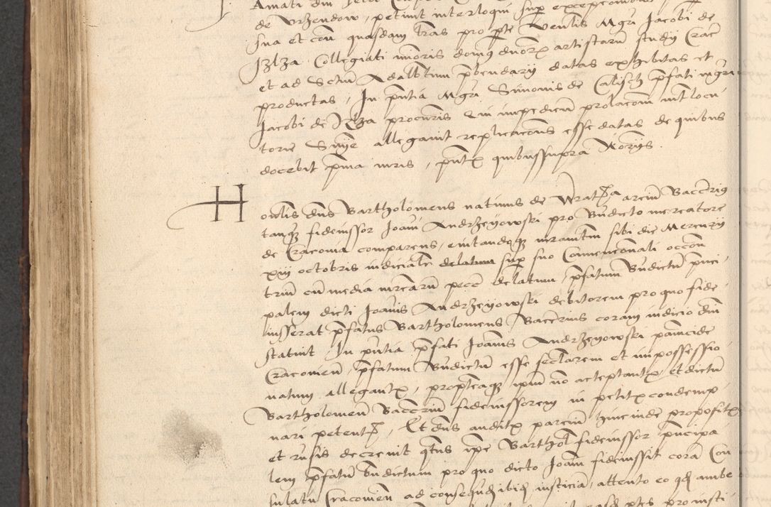 Zdjęcie nr 650 dla obiektu archiwalnego: INRI. Acta actorum, obligacionum et sentenciarum tam interlocutoriarum quam diffinitivarum coram reverendo patre ac egregio viro domino Jacobo Erciss[o]wski decretorum doctorem, canonico et officiali generali Cracoviensi ad annum Domini 1528, indicionem primam, pontificatus sanctissimi in Christo patris et domini domini Clementis divina probidendcia pape seprtimi, annum quintum, per Stanislaum de Mordi legalem consistorii notarium omine felici inchoantur